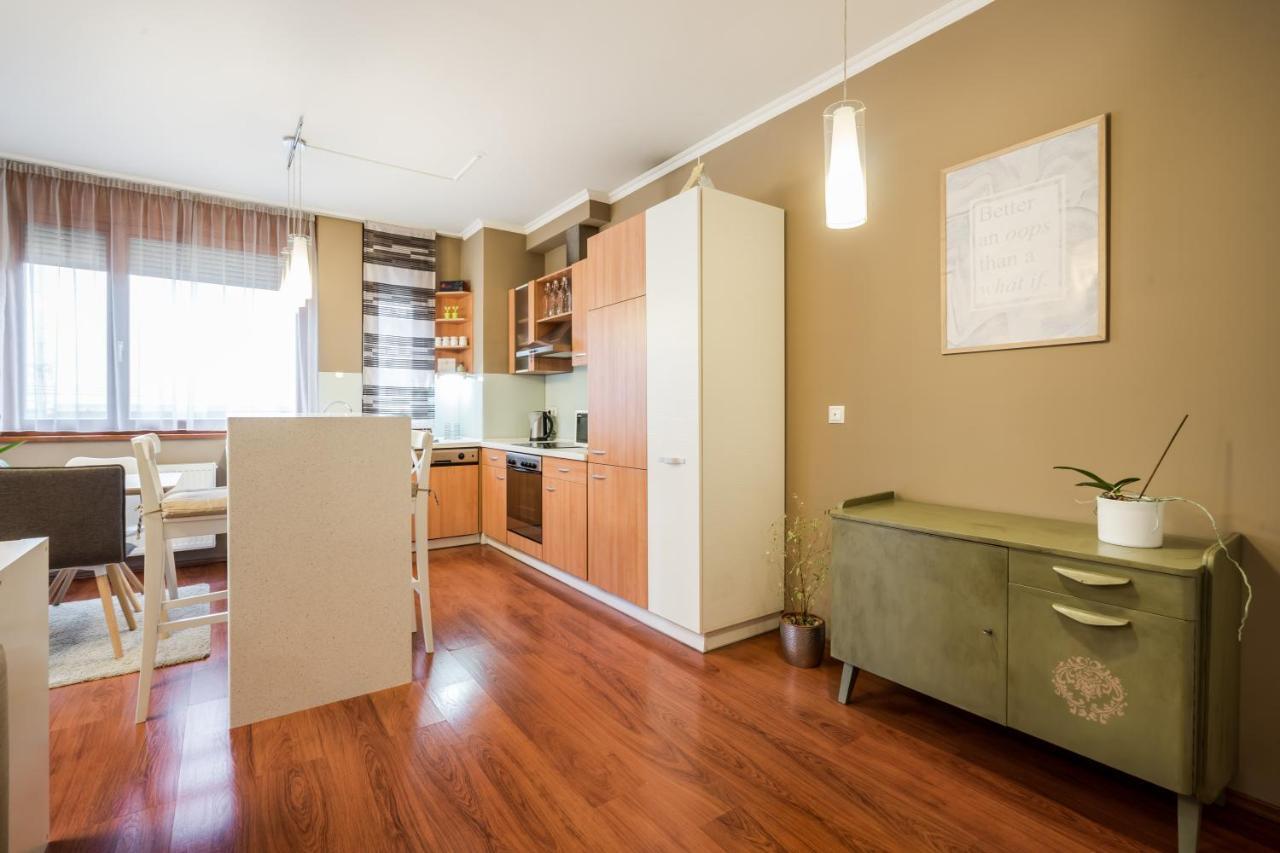 Apartment Downtown Karpat 9 Budapest Eksteriør bilde